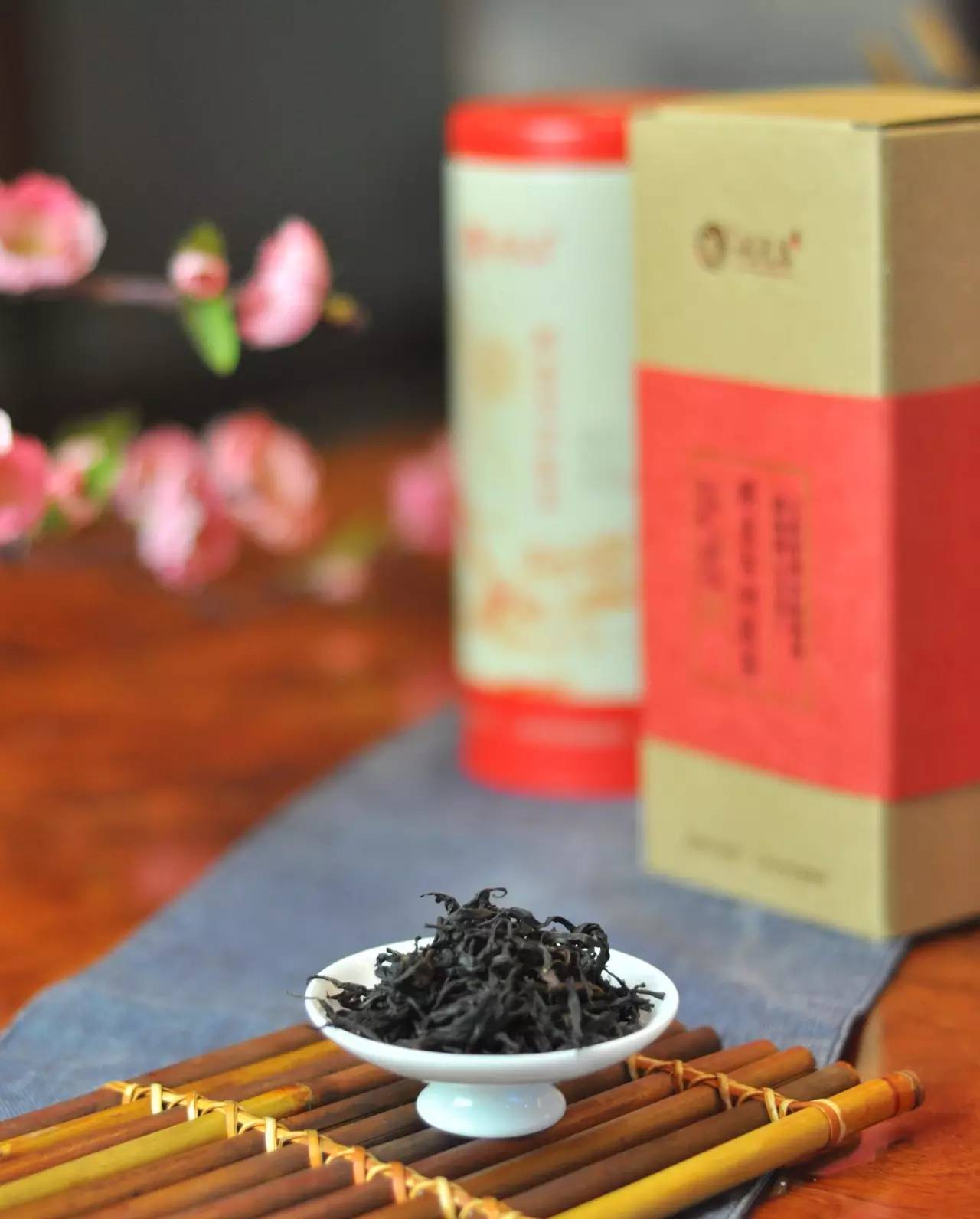 润元昌野生古树红茶-5