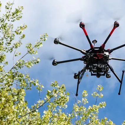 drone-2168938_640.jpg