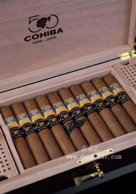 到了2006年,为了庆祝科伊巴雪茄品牌创立40周年,科伊巴人特意推出了