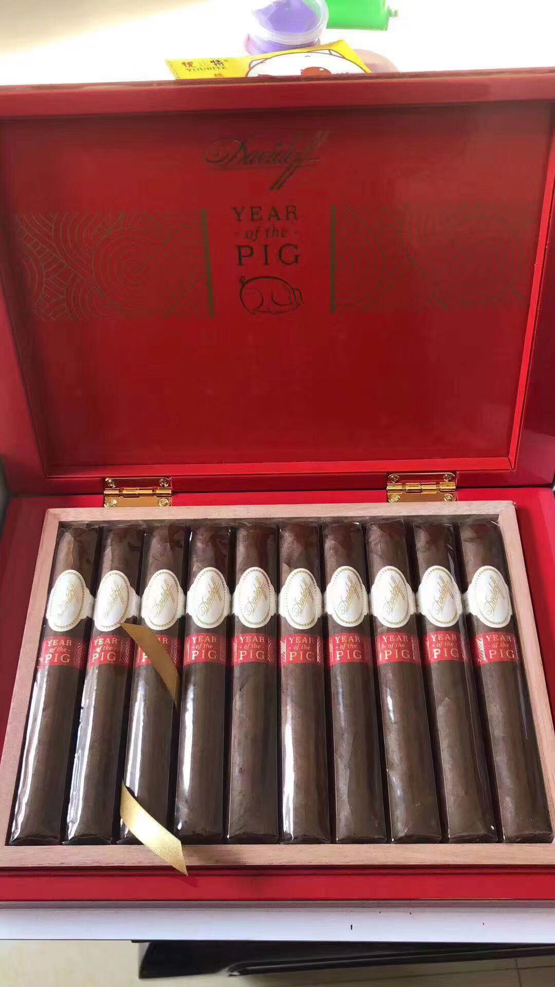 大卫杜夫猪年限量雪茄全球仅生产9300盒