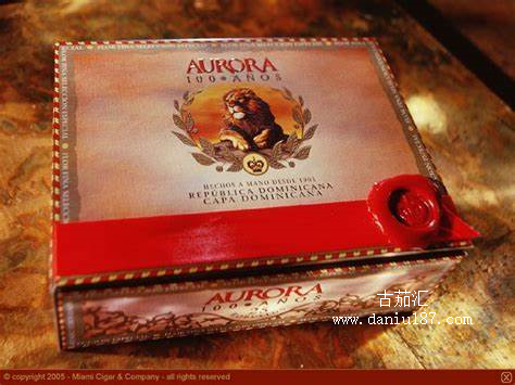 奥罗拉la aurora第一个在多米尼加生产的雪茄-像黎明一样升起