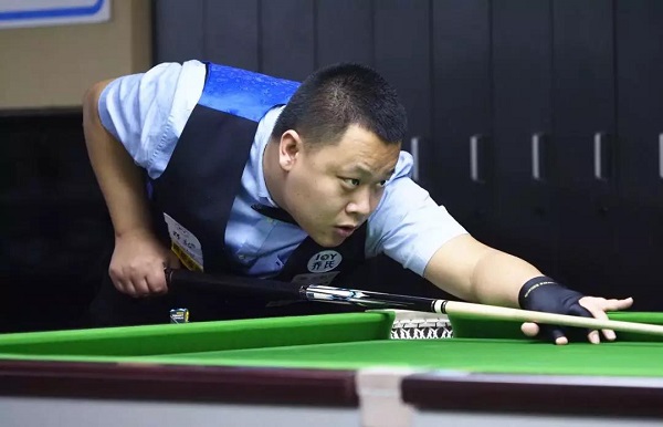 斩落朱龙,明日迎战陈海成;奚守鑫13:4尹财宝,明日迎战陈献成;贾浩晨13