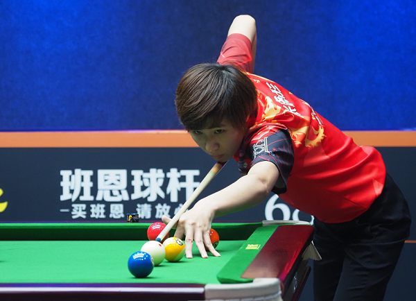 每一场都全力以赴的张晓彤没有失败-乔氏台球