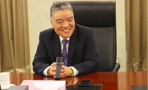 满慎刚,包志方,唐宇领导们的共同见证下,兖州煤业党委书记,总经理刘健