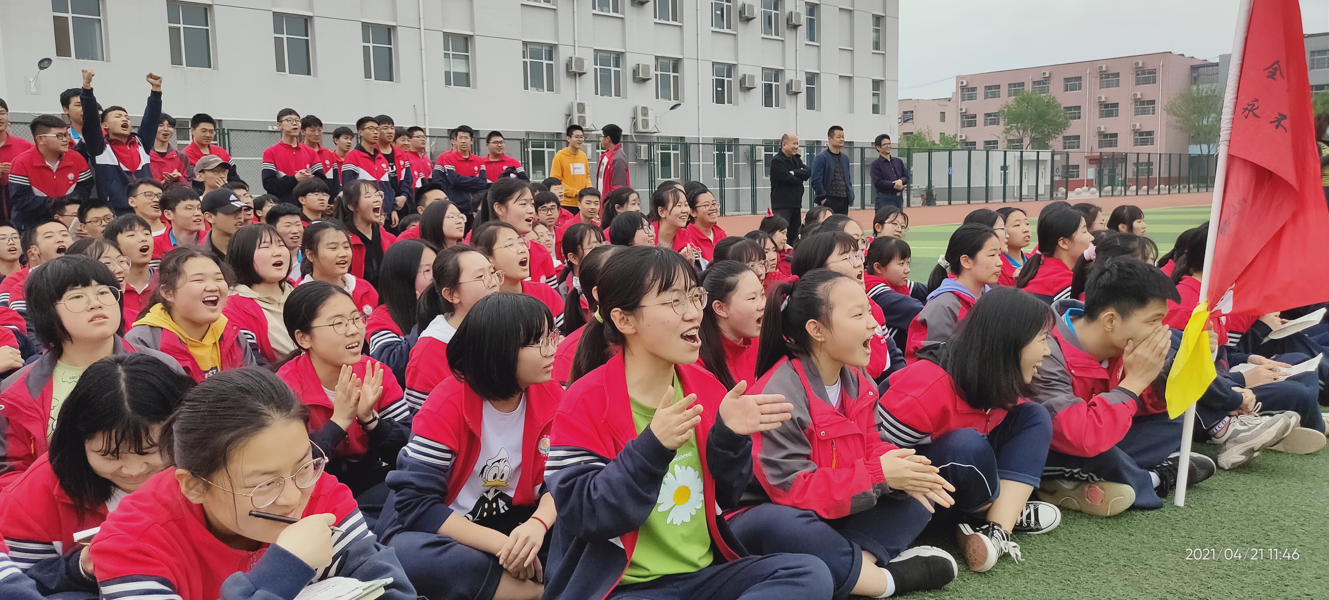 開展趣味運動,鑄造團結班魂高二年級b部開展趣味運動會-河北鄭口中學