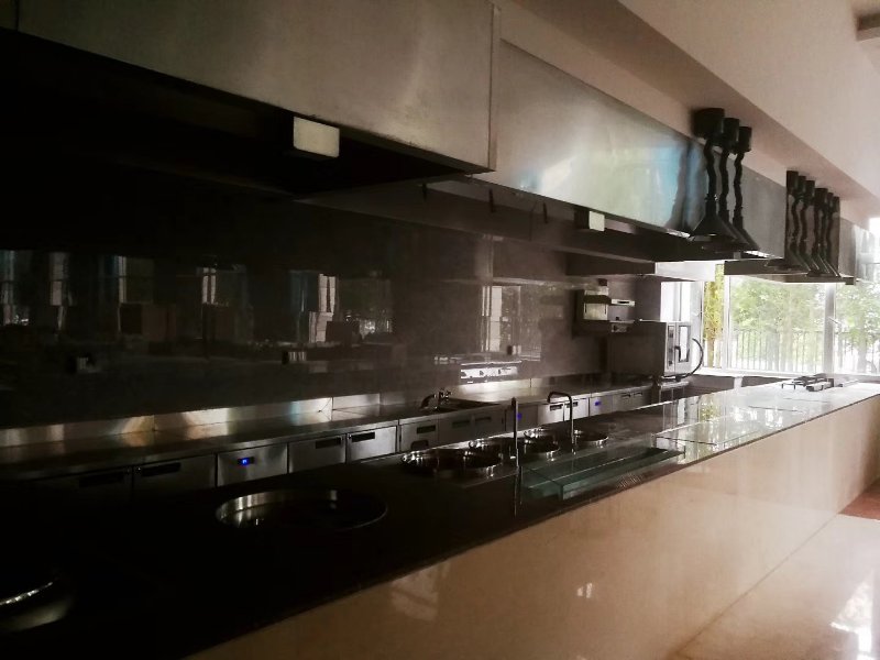 2018080109381670554.7