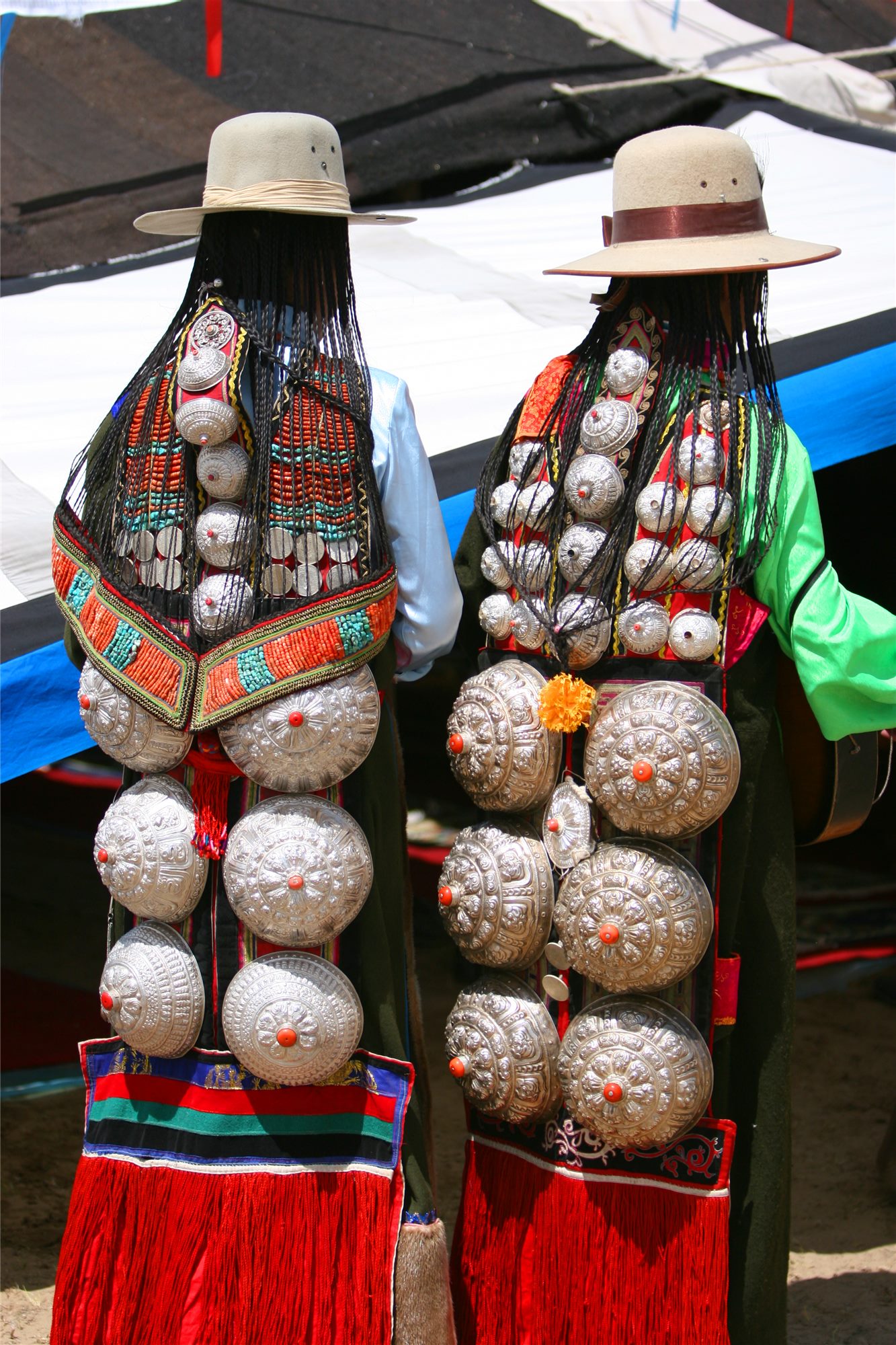 青海安多藏族服饰