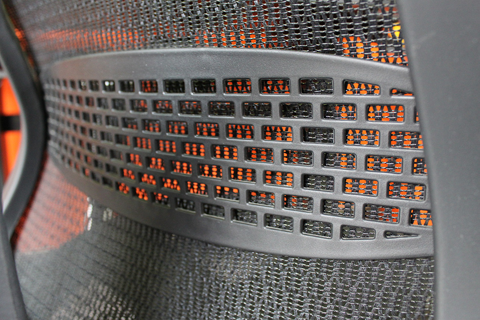 37图08腰枕