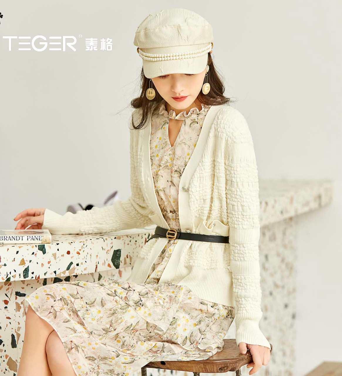 年泰格服饰春装新款飘逸连衣裙-泰格服饰官方网站/泰格女装,服装,易菲