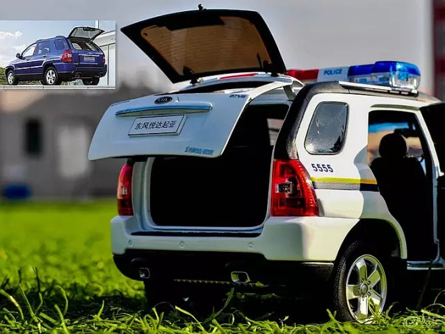 【09款起亚狮跑警车】- 老车经典