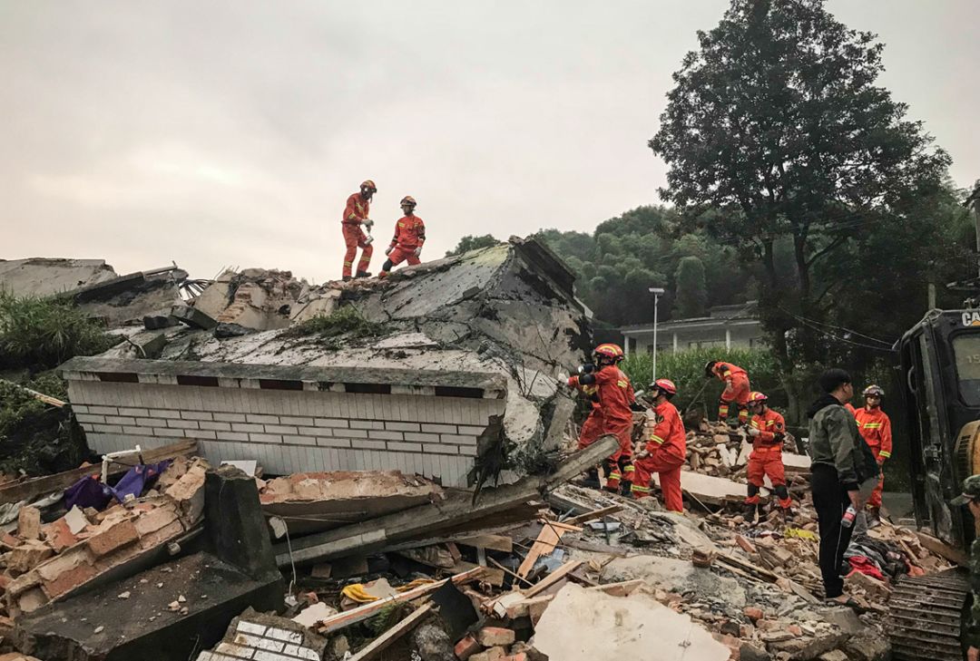 四川宜宾市长宁县发生60级地震