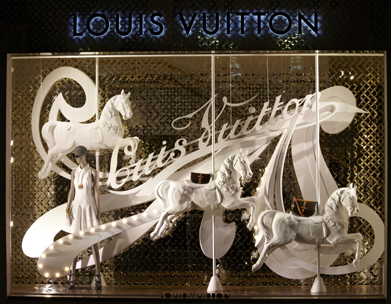 CHAMELEONVISUAL-Louis-Vuitton_bonaveri-WINDOWS-Mannequins-7