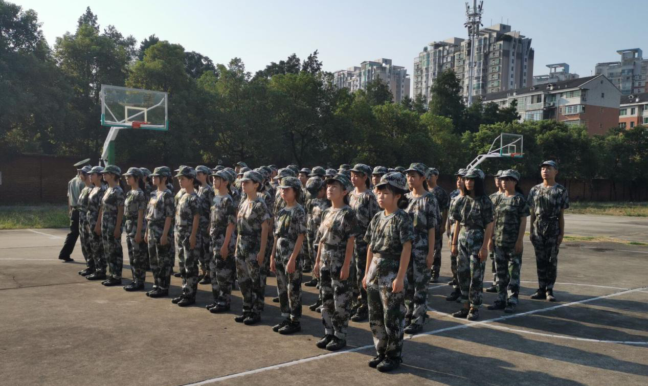 人间骄阳正好,风过林梢,此时我们正当年少-衡阳市潇湘卫生中等专业