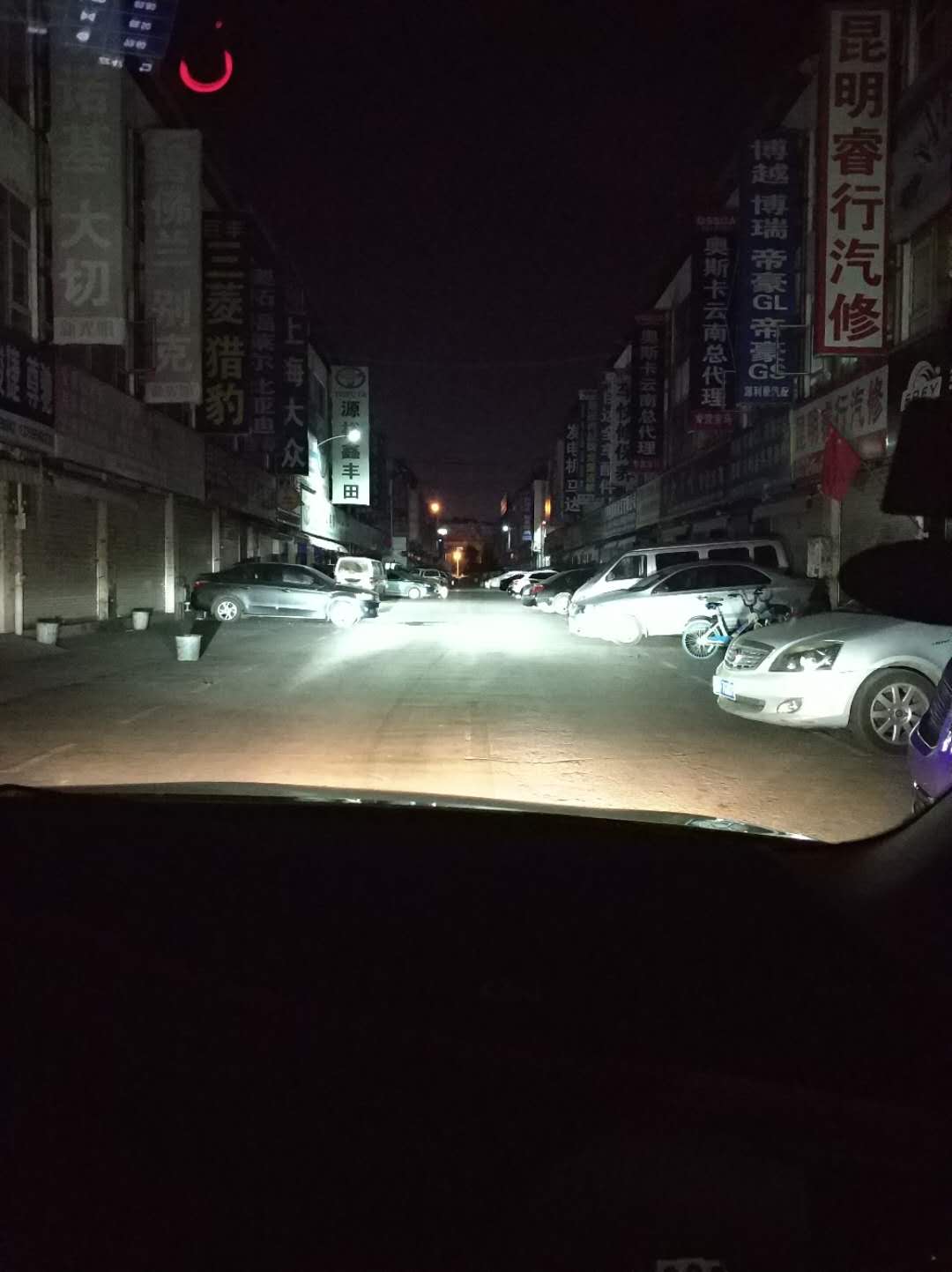 H4 LED远光照路效果