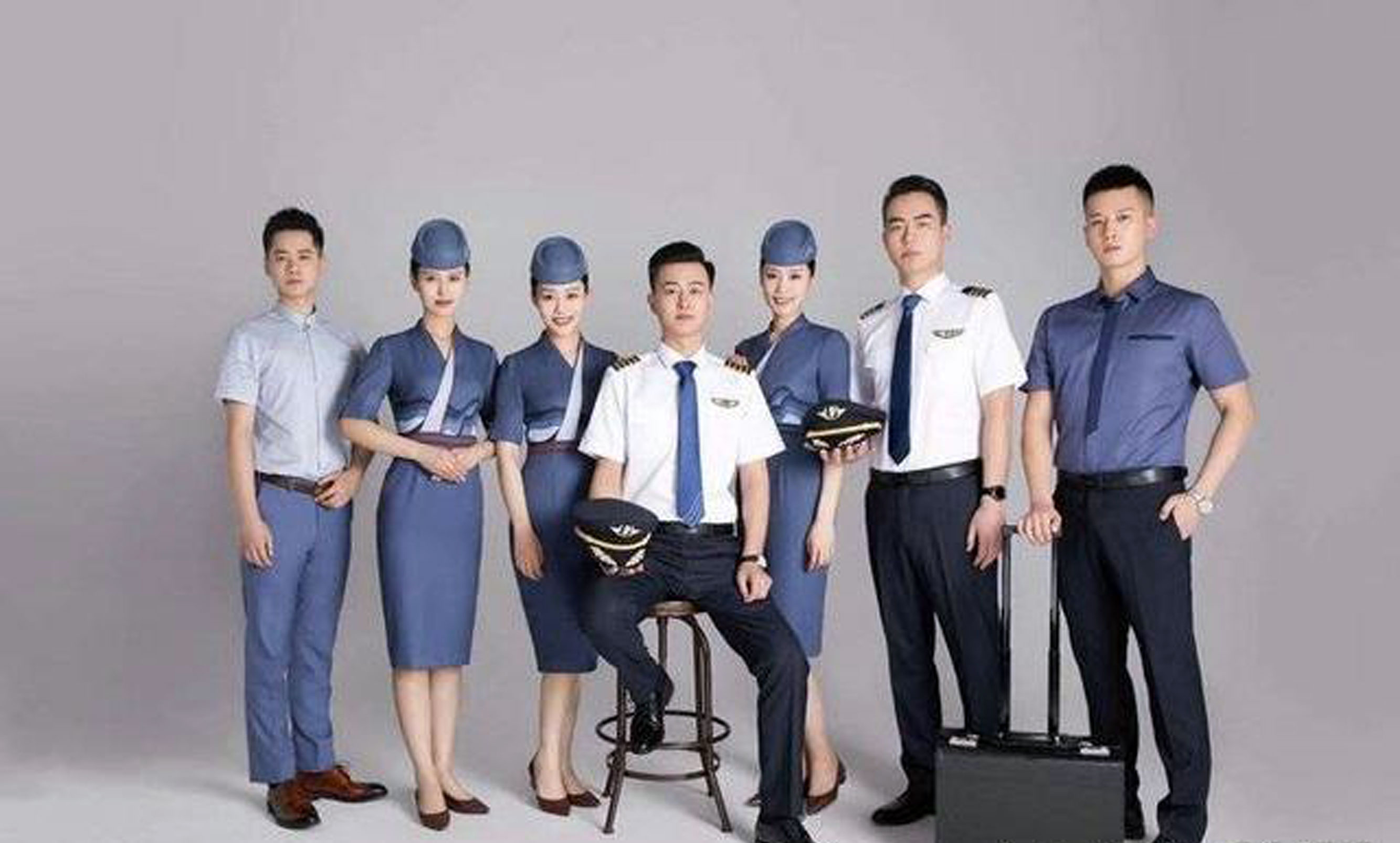 亚洲航空空姐制服图片,各个航空空姐制服图片-工作服厂家
