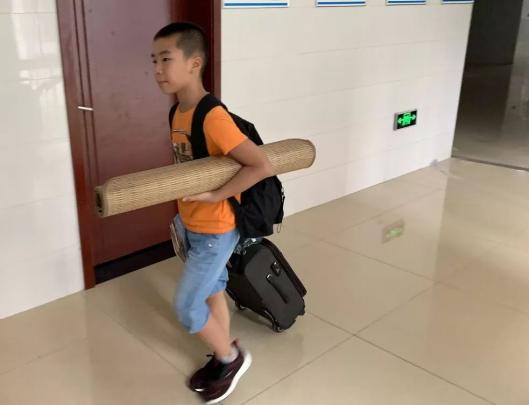 https://mmbiz.qpic.cn/mmbiz_jpg/jM38ibMjEJxC9ecvMwaPibUC1GaBGOYLBAZZBMxqXZgzDsN75BfRic1jxpB2Is3k2KFAGdSUxtaSwAibPd0VvNZjDQ/640?wx_fmt=jpeg