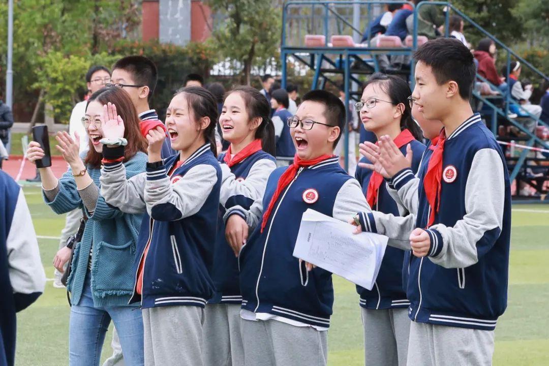 天府七中周宏燕图片