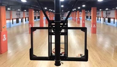 看台系统|深圳篮球架厂家|多功能体育场馆设施