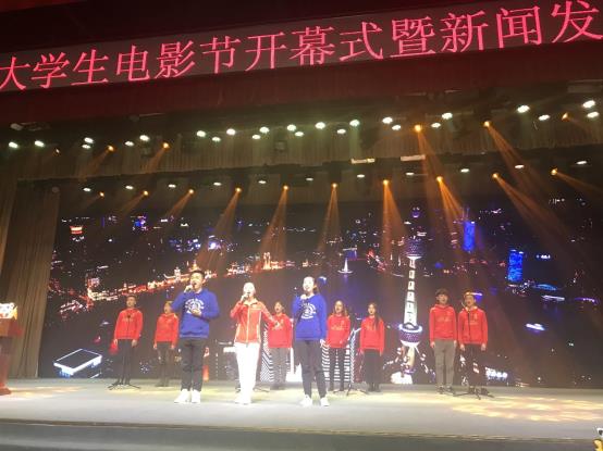 5.张连生同志出席第二十六届北京大学生电影节