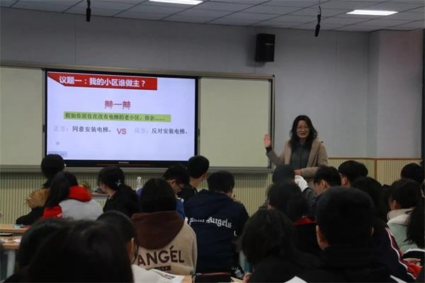 http://s.yun12.cn/ksblzx/images/lzl2v2b0kih20190630162145.jpg