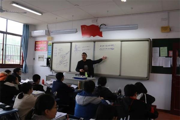 http://s.yun12.cn/ksblzx/images/3sdre50wmwy20190630162145.jpg