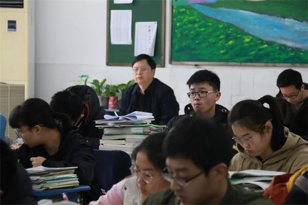 http://s.yun12.cn/ksblzx/images/q02fxymrqca20190630162146.jpg