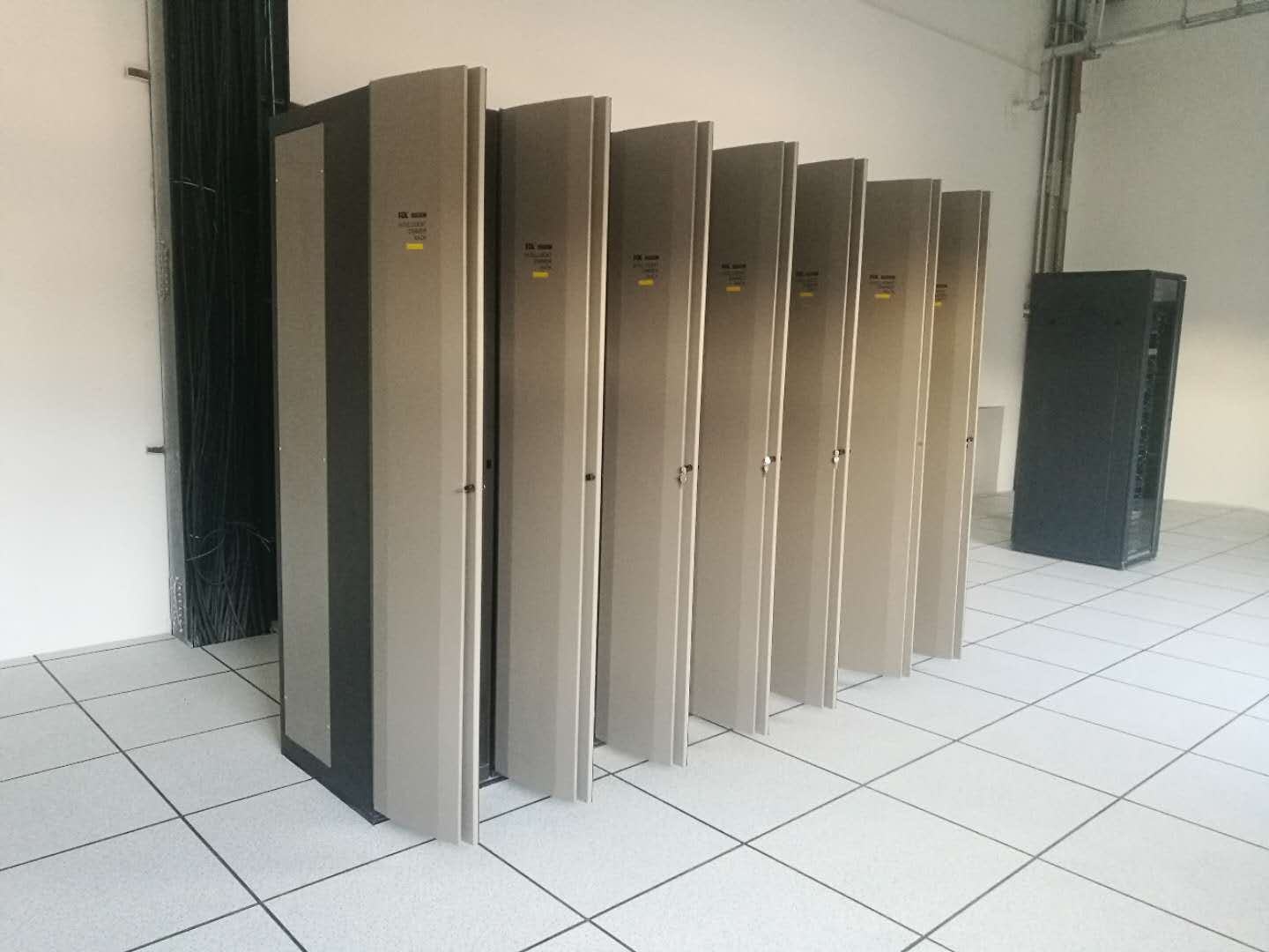 10347749