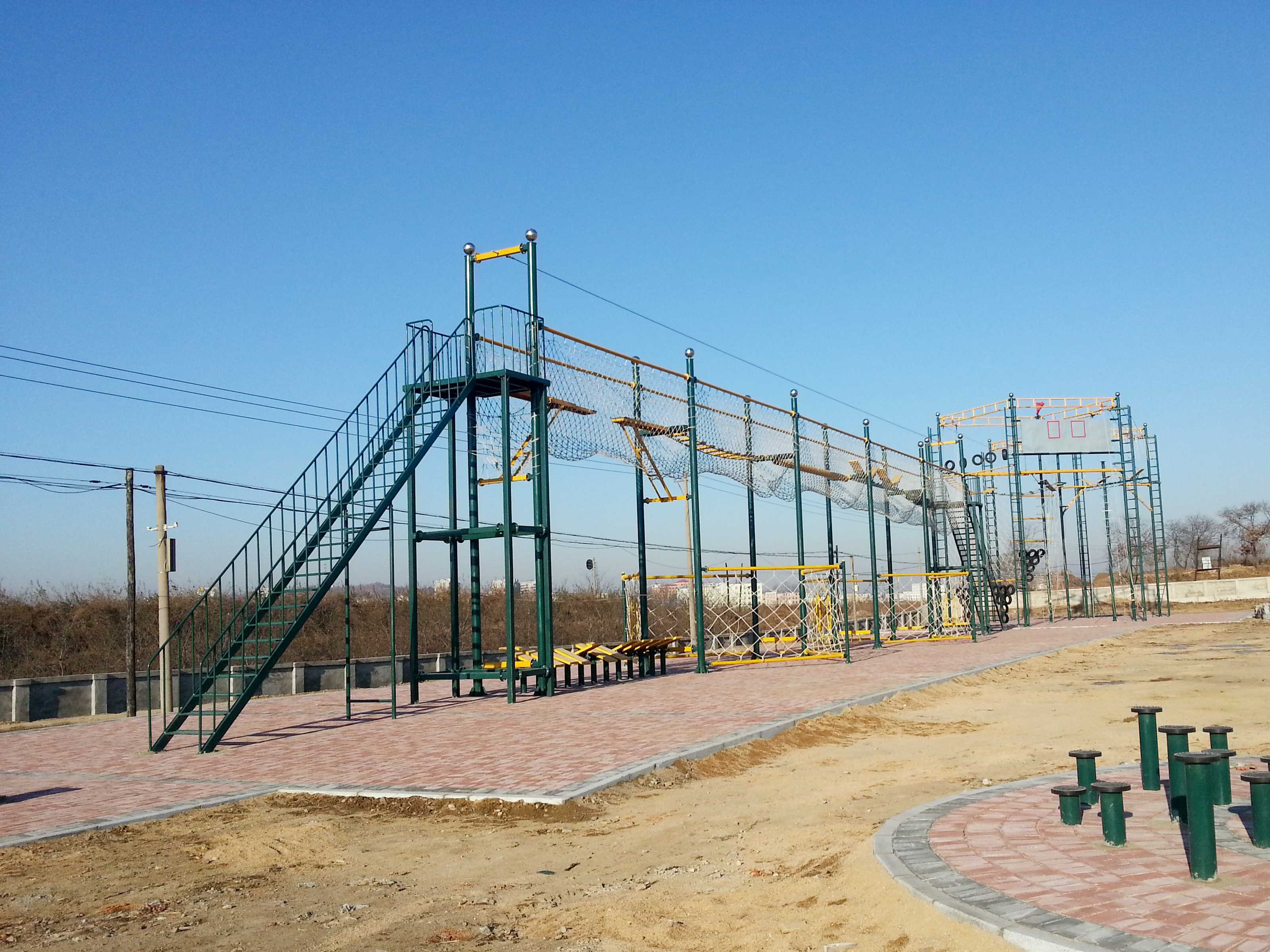 军事拓展-瑞切斯游乐设备官网