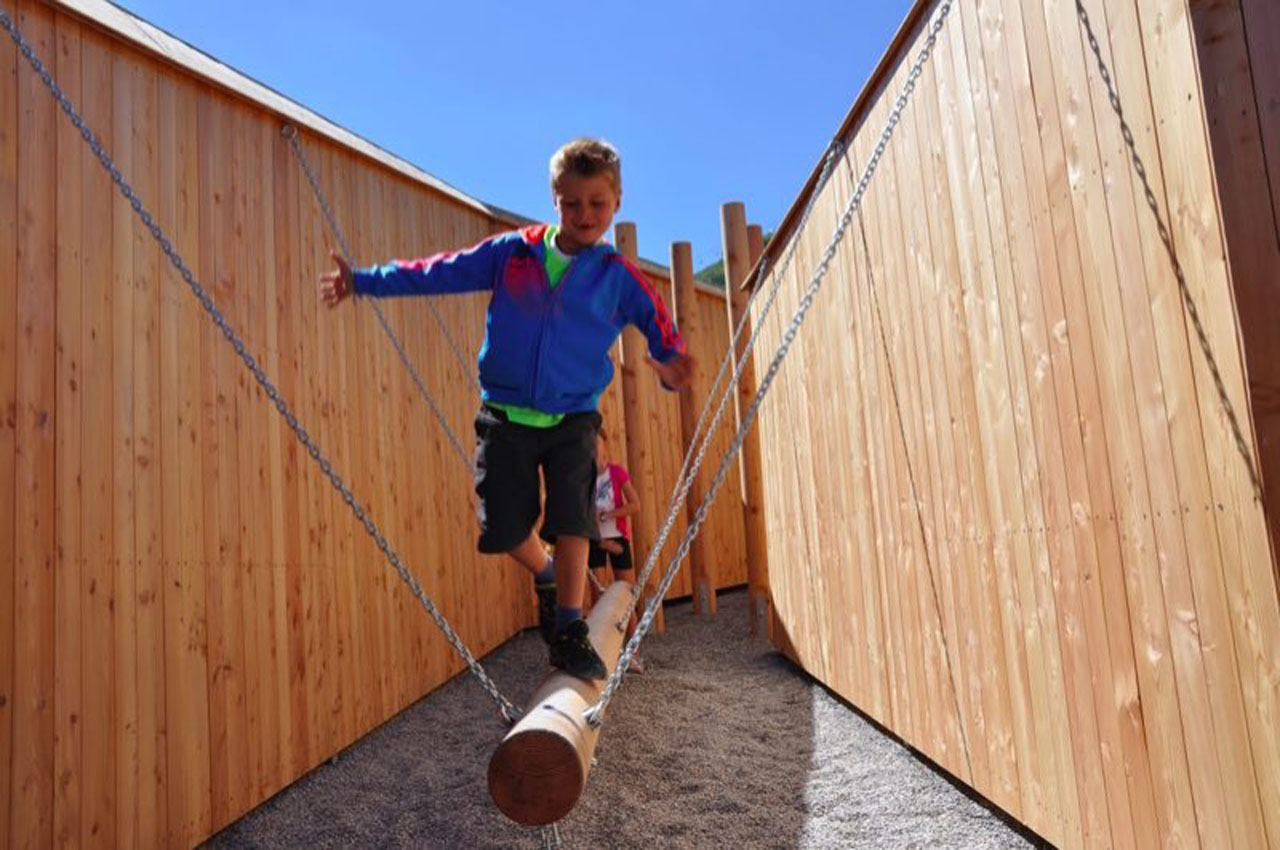 儿童无动力拓展乐园