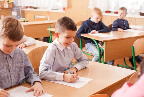 法国留学容易申请吗?法国留学生入学难吗现在