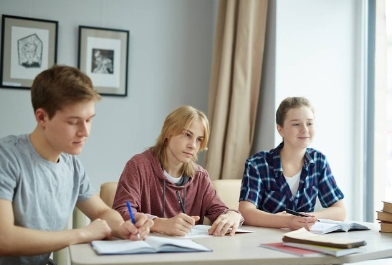 学习日语应该先学习什么?学日语是先学单词还是先学句子