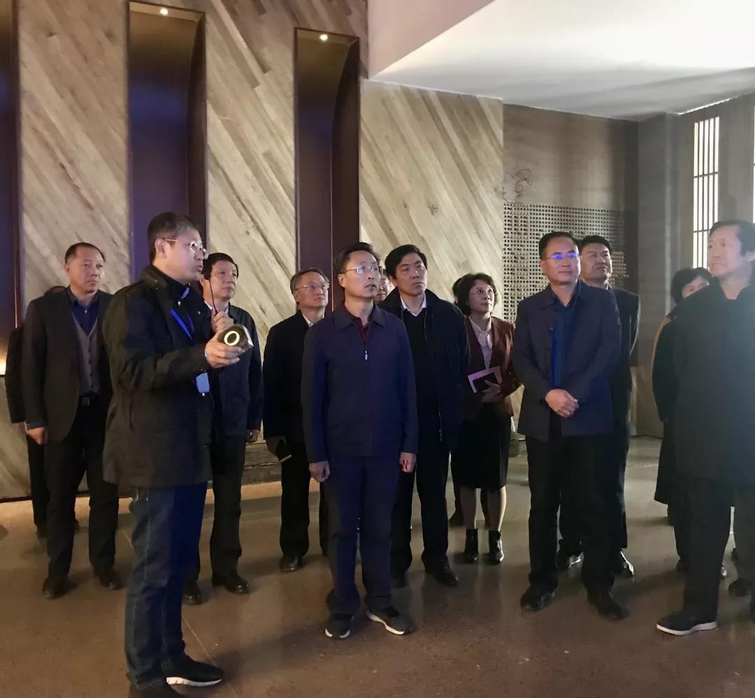 自治区政协中共界别委员视察我区葡萄产业发展情况座谈会在西鸽酒庄召开-2