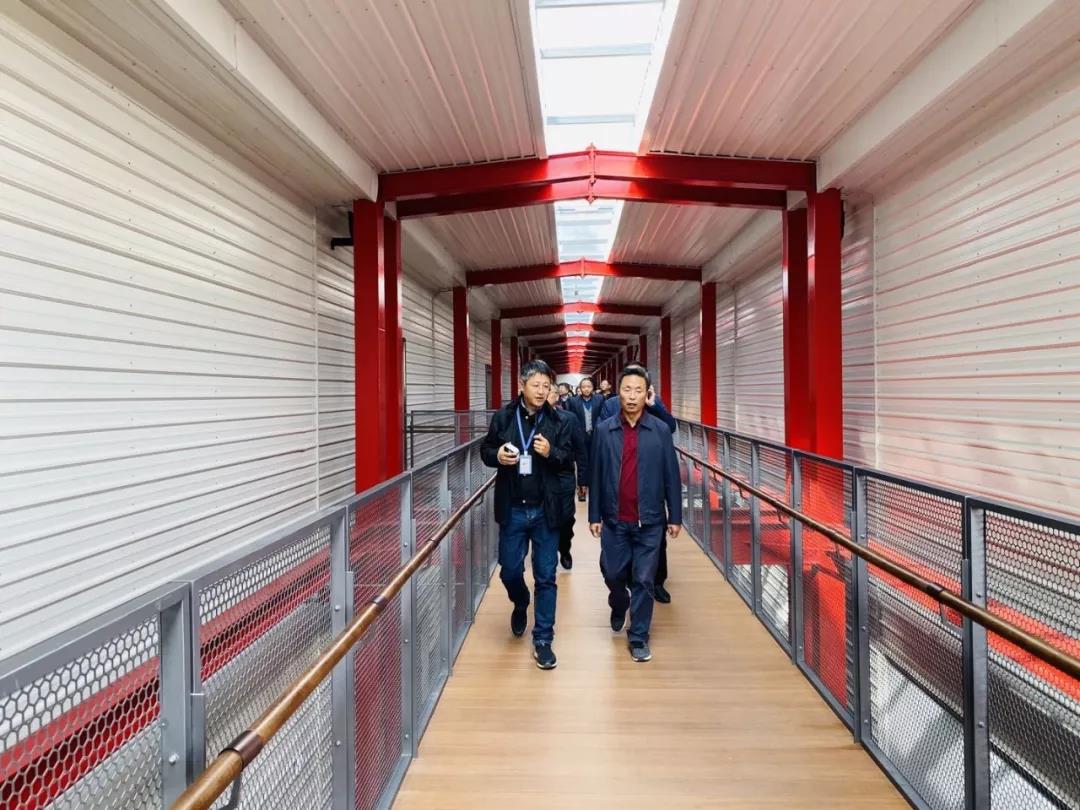 自治区政协中共界别委员视察我区葡萄产业发展情况座谈会在西鸽酒庄召开-3