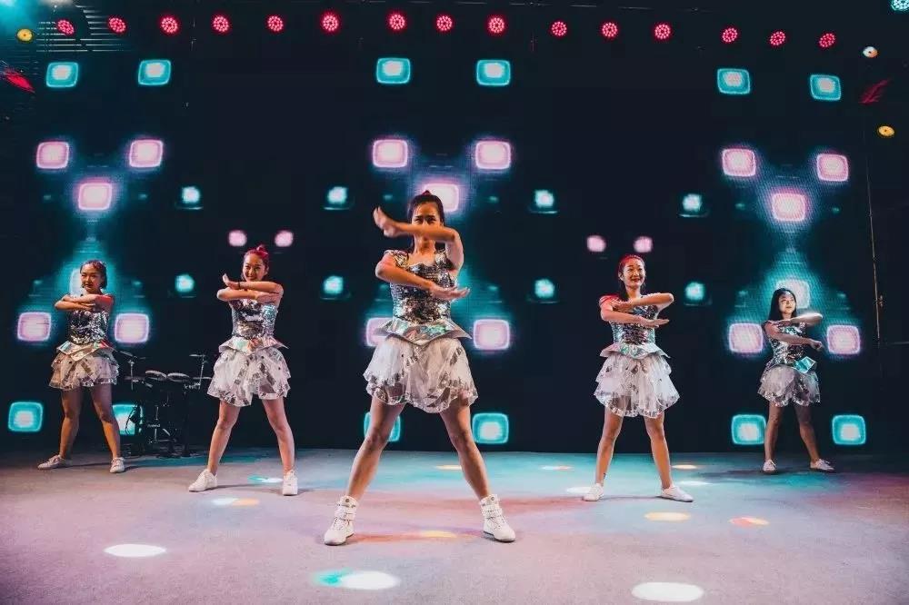 葡萄酒缘何恋上山地自行车？--记西鸽酒庄·首届贺兰山东麓山地旅游自行车挑战赛-5