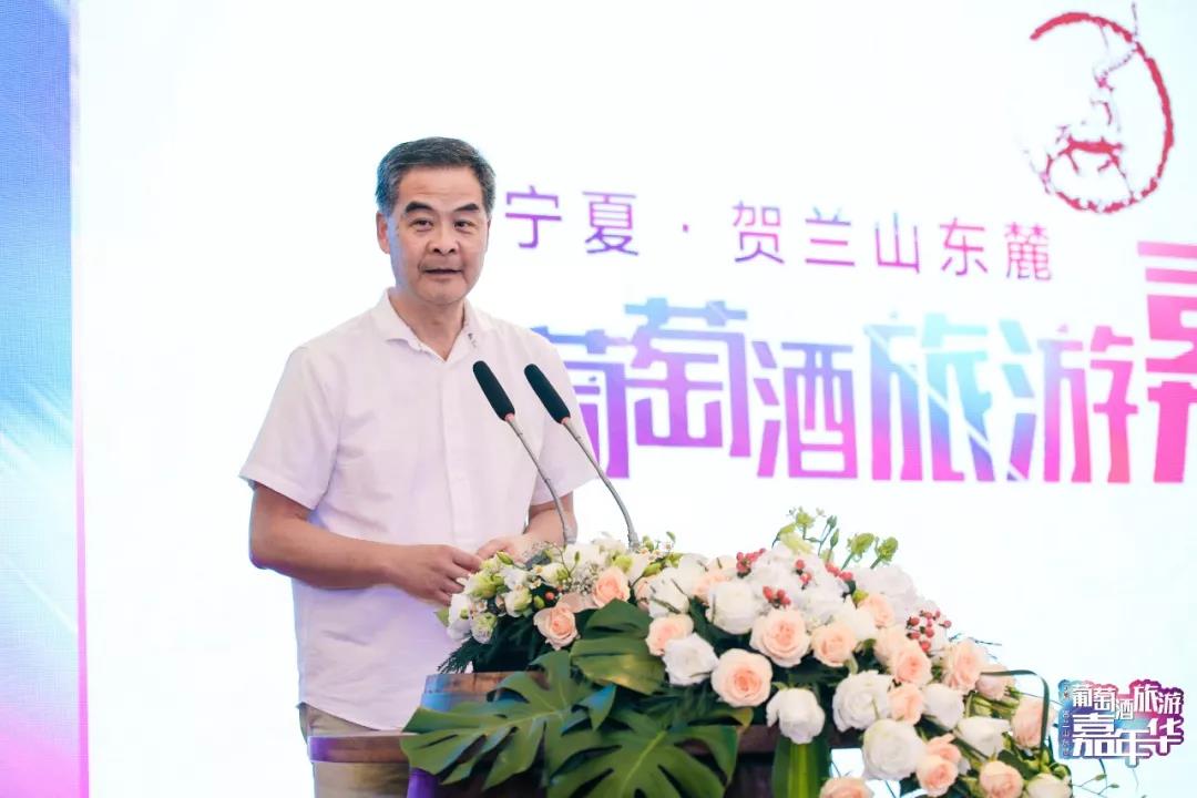 为什么梁振英10个月内3次造访这个葡萄酒产区？-1