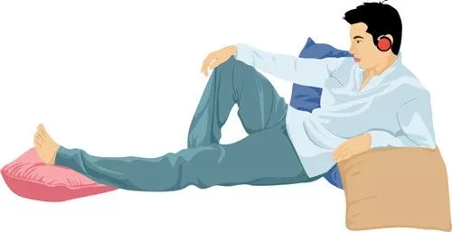 3半躺或者半靠姿势平时生活中,尽量双手提相同重量的物品,保证躯干