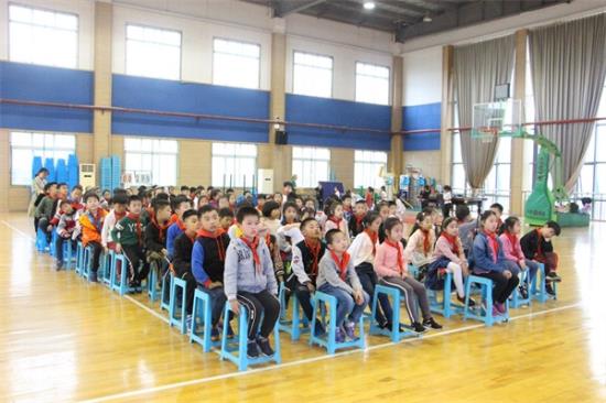 http://s.yun12.cn/ksqdxxx/images/zaobob3ixiq20190920101046.jpg