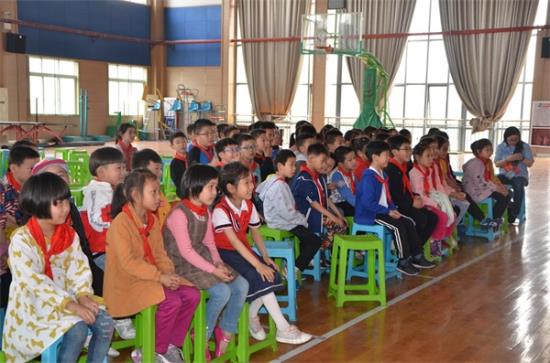 http://s.yun12.cn/ksqdxxx/images/5av4b0oshhf20190920101041.jpg