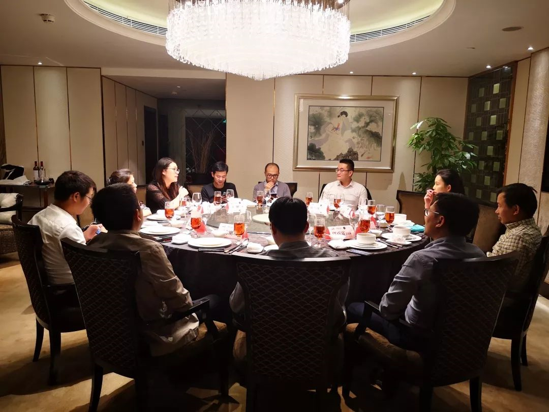 10月30日我会成功举行电商大咖饭局第7期社交电商专场