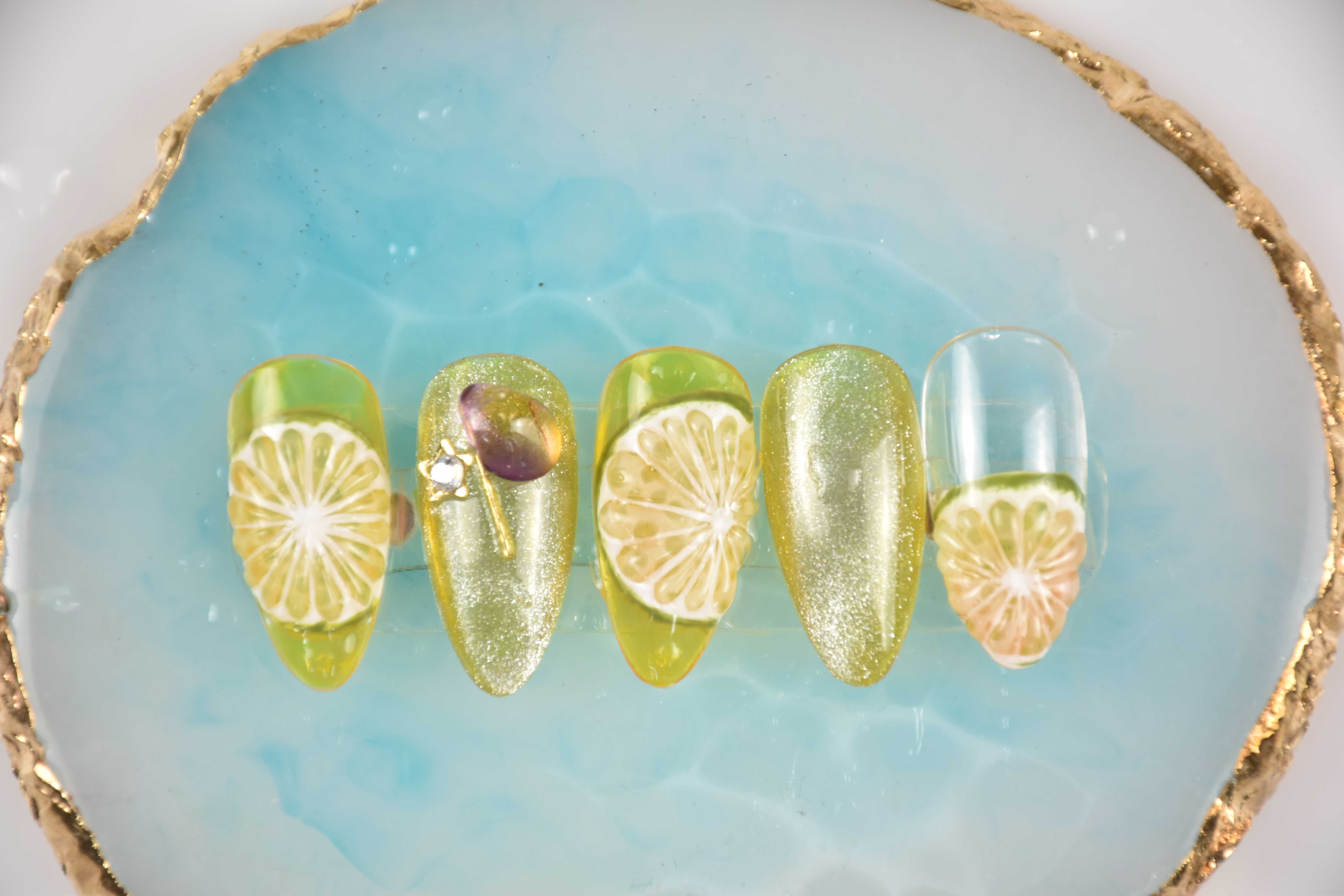 美甲夏日柠檬款