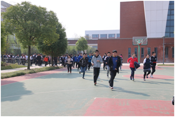 http://s.yun12.cn/kszx/images/242s1tzre5j20191104180626.png