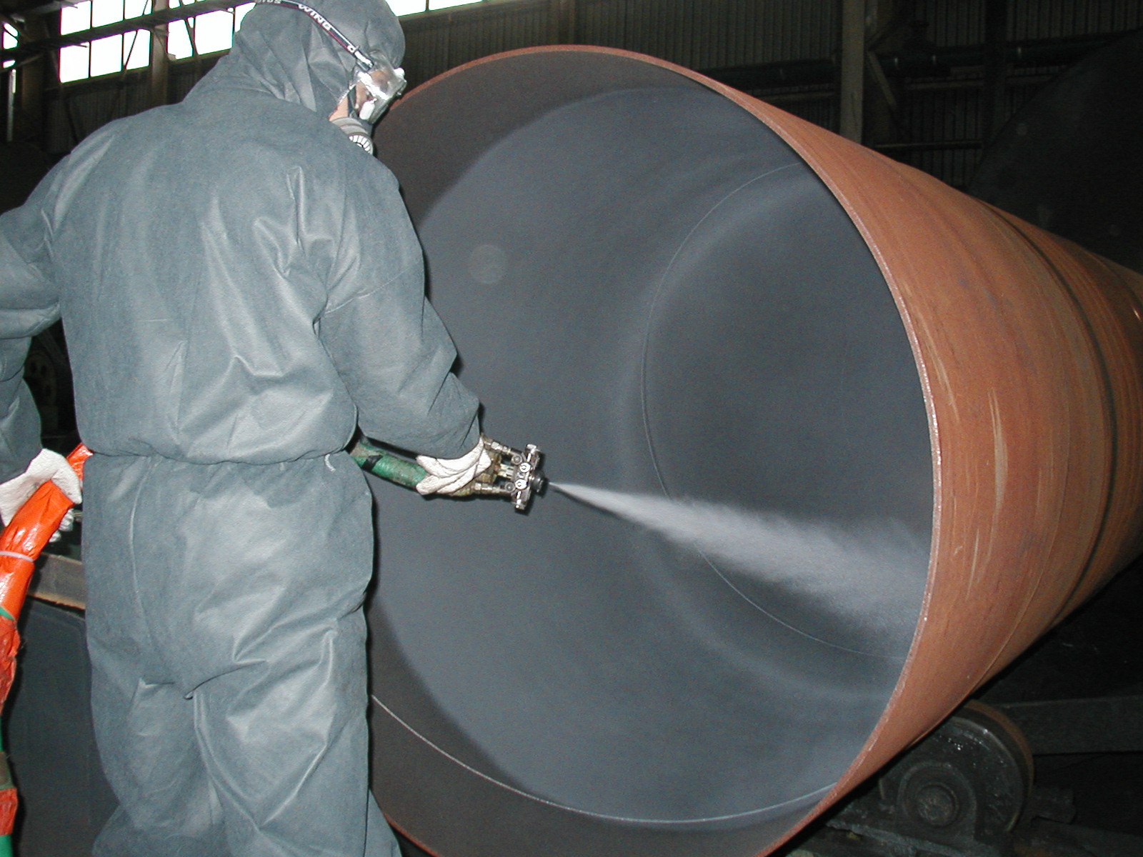 聚脲防腐材料与环氧玻璃钢有什么区别?-江苏科迪环保