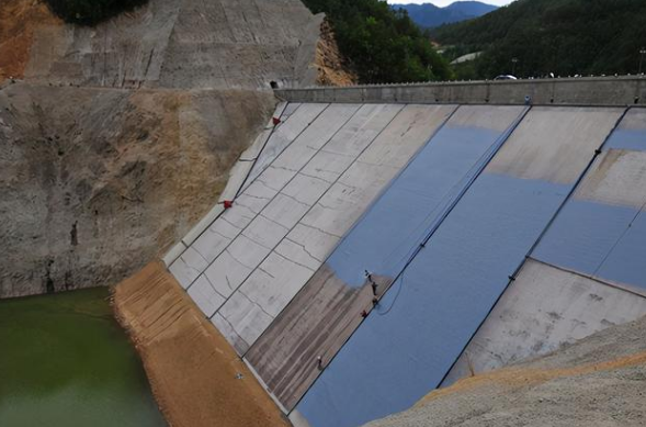 手涂聚脲防水材料