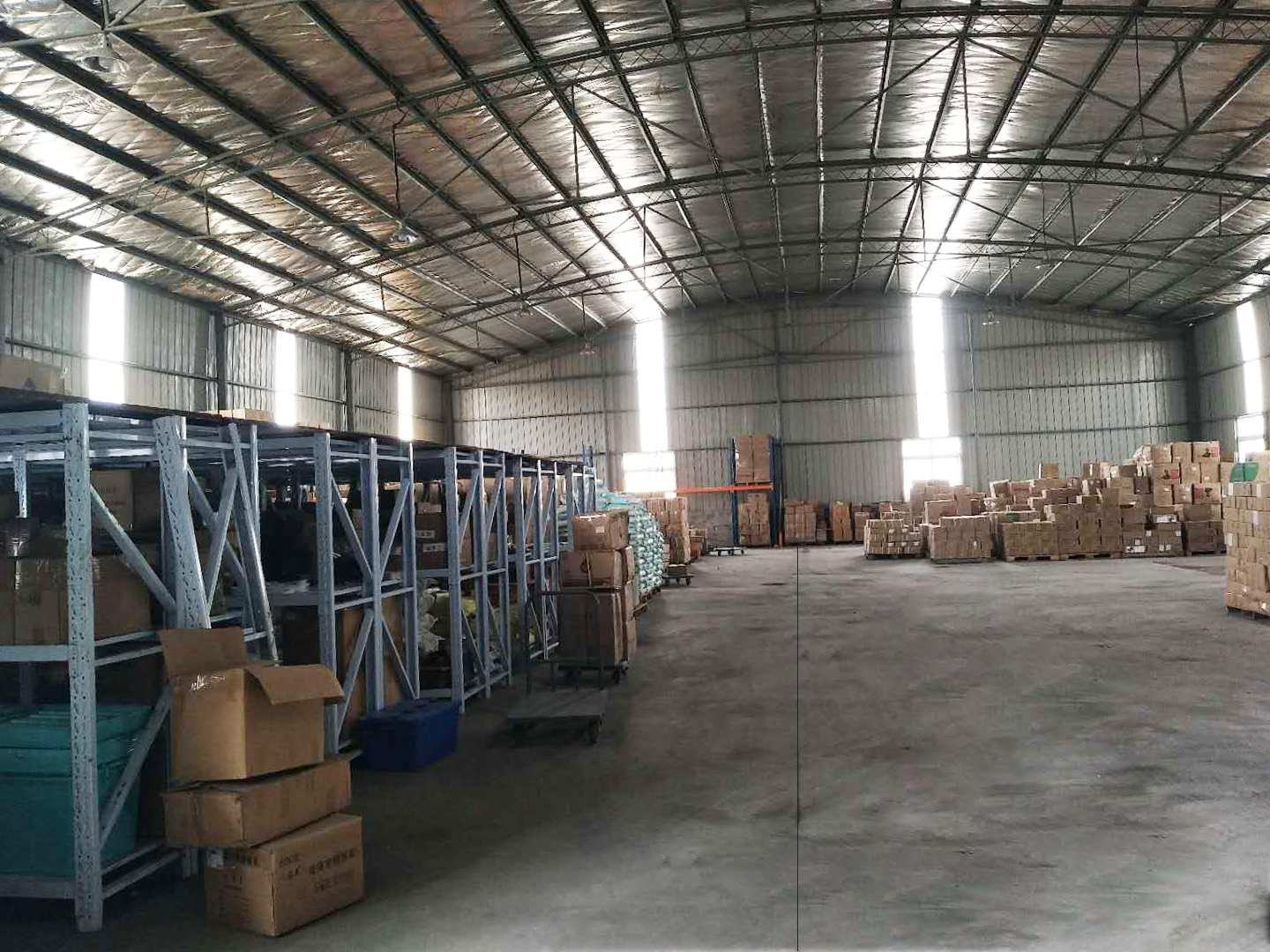 一家专业从事冷库出租