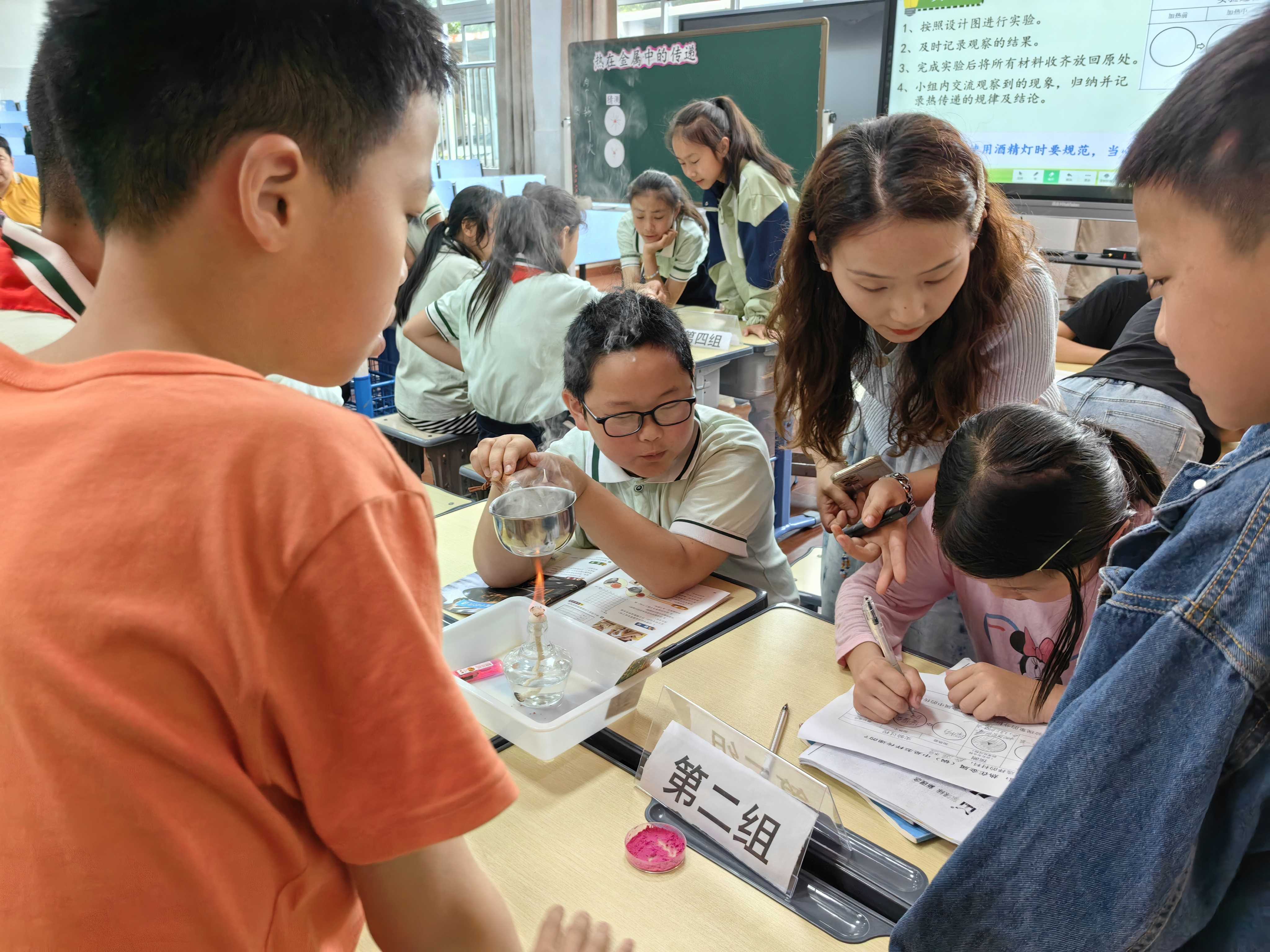 杭州建德:举行小学科学青年教师研修共同体(一组"实验的有效性"研讨