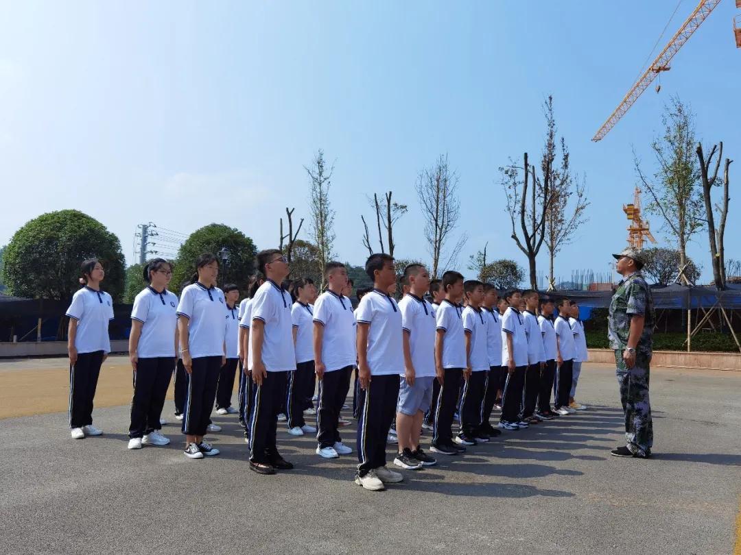 【初中军训】青春集结 梦想展辉 桂阳展辉学校初中部军训动员大会及开