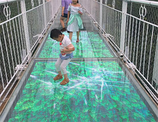 LED display screen of special effect of glass plank road in Taizhou