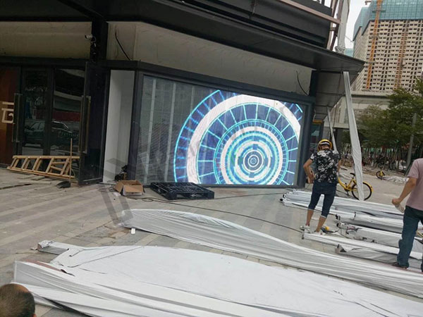 LED outdoor transparent screen in Vanke Cloud City