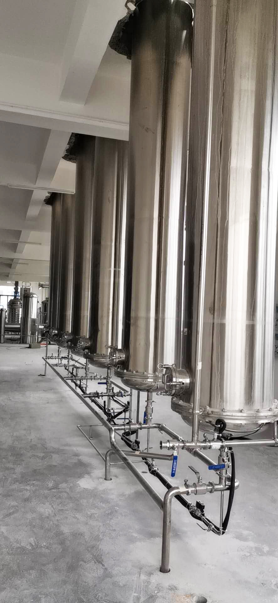 自动控制化层析柱(适用于各种医药化工,植物提取等行业)