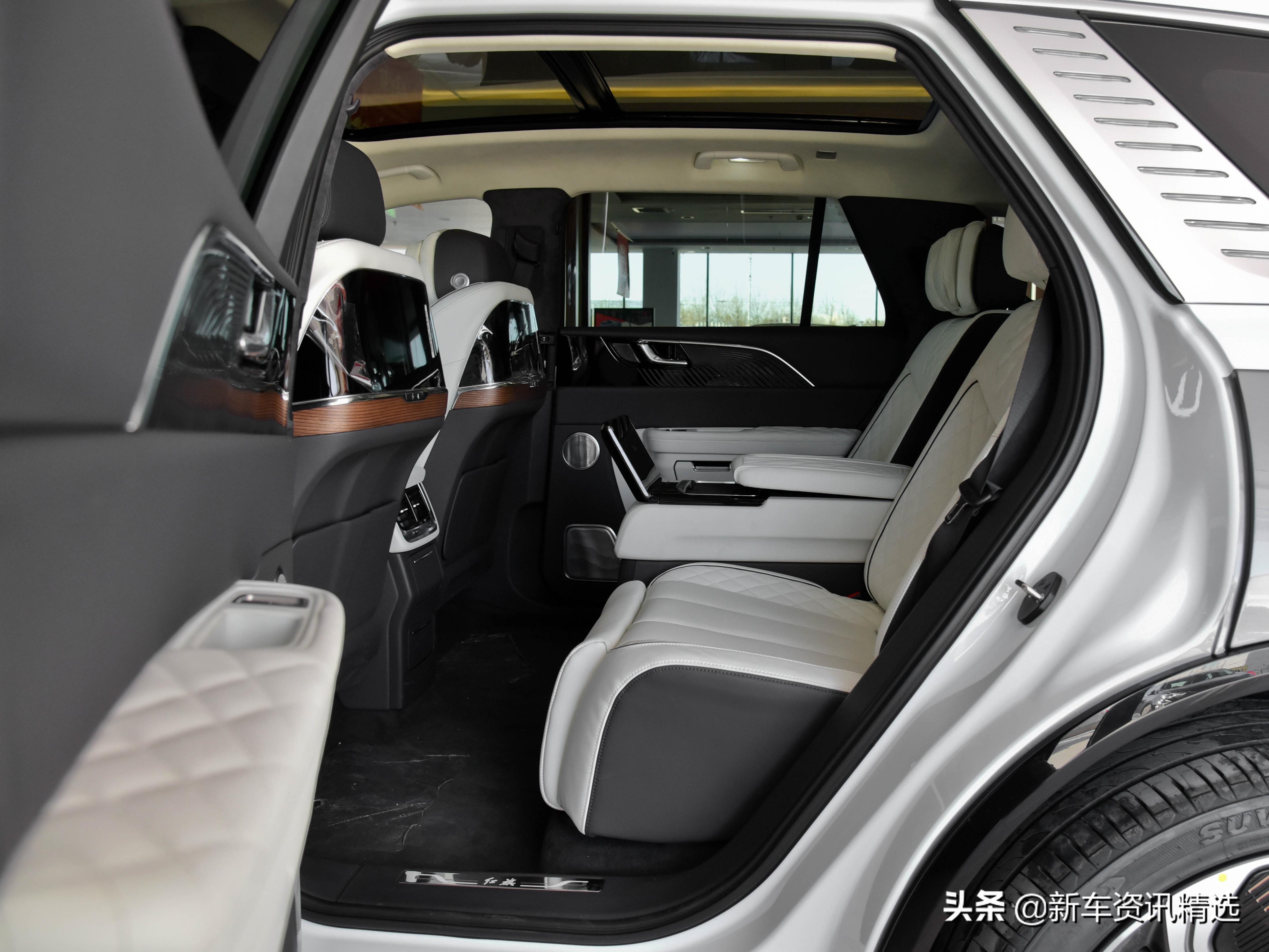 外观不输劳斯莱斯的大型豪华suv,用车成本低,红旗e-hs9后排空间自己看
